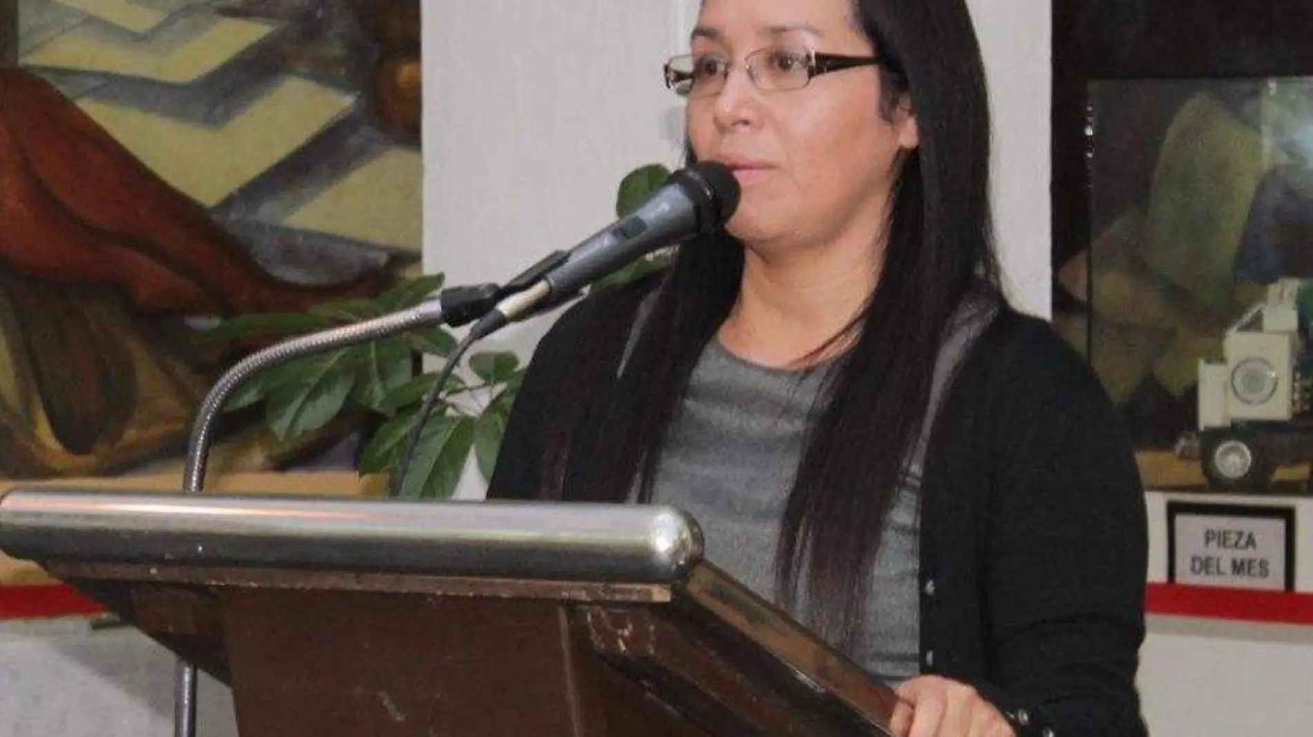 Azucena Cisneros Coss